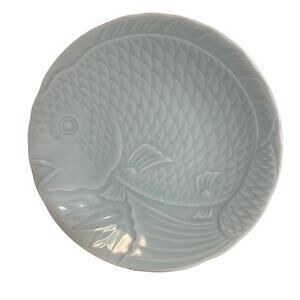 Vintage Green Celadon Embossed Koi Fish Bowl Art Pottery Dish 7 1/2 inches ￼